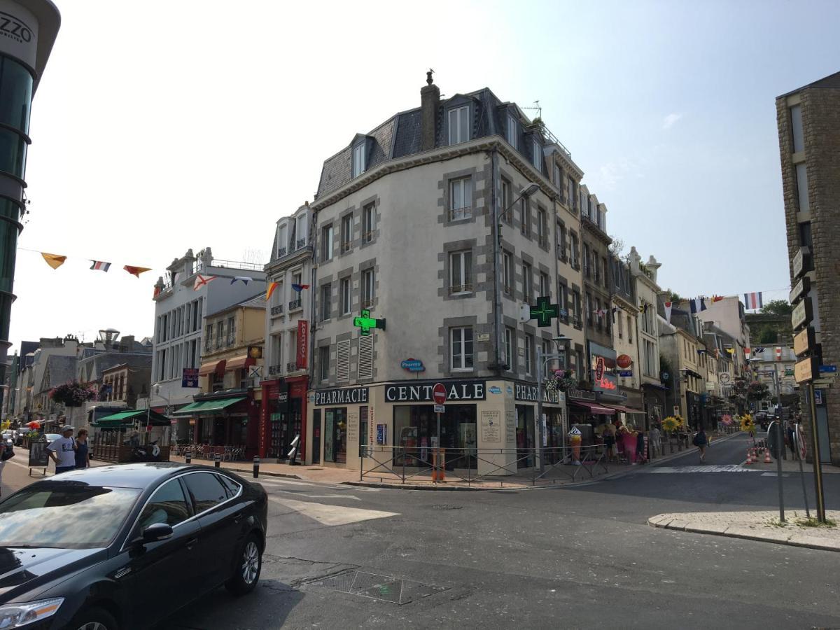Appartement Calme En Plein Centre Ville Granville Exterior photo